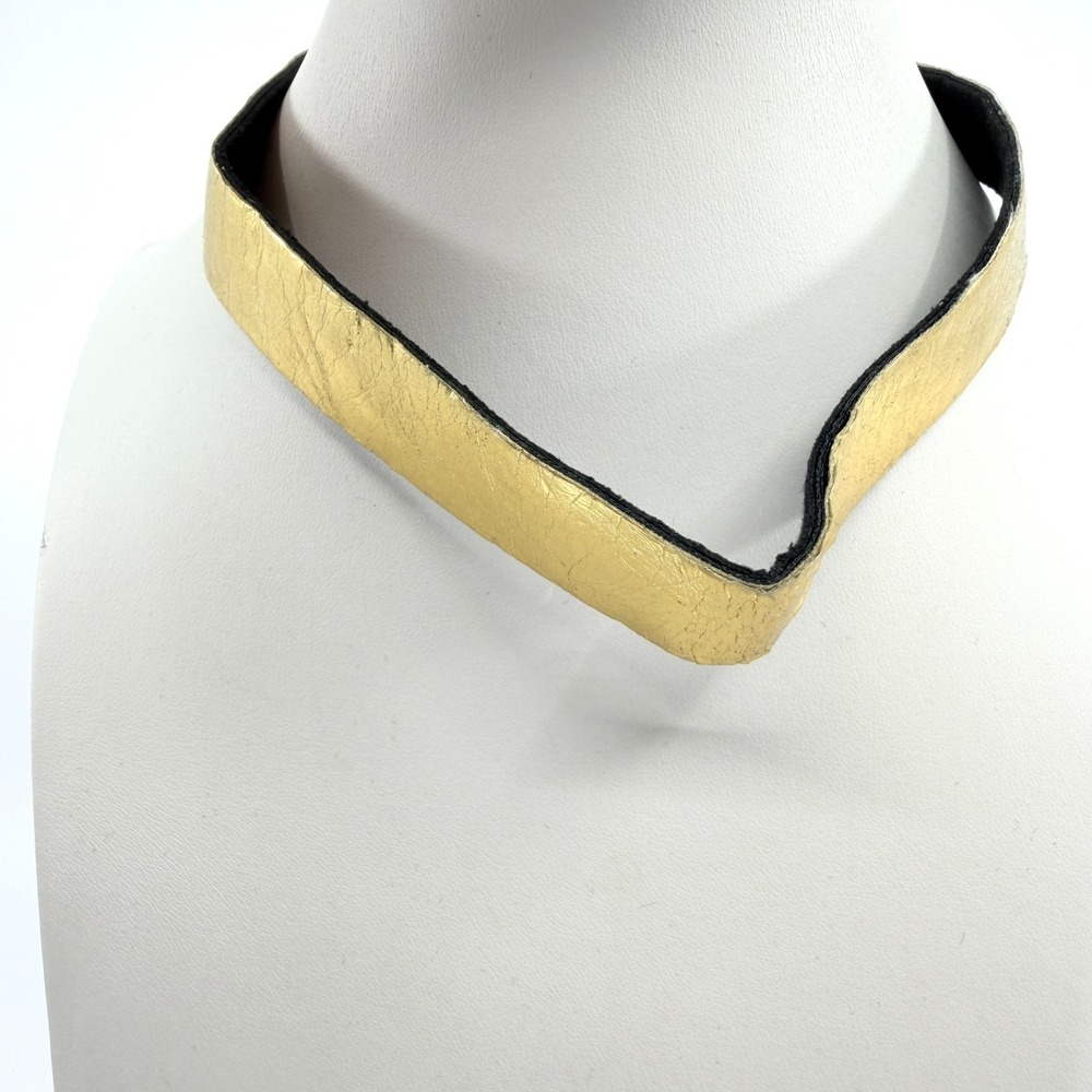 VTG Y2K Metallic Gold Tone Faux Leather Choker V Shape Statement Collar Necklace